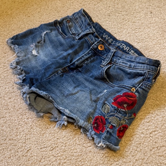 Vanilla Star Blue Jean Shorts with Red Embroidery - Picture 2 of 4